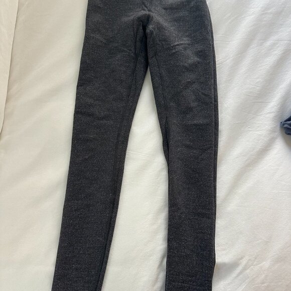 Wunder Under Luon Gray/Black speckle Size 4  28inch HR - Picture 2 of 2